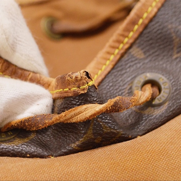 Louis Vuitton’ - Picture 10 of 10